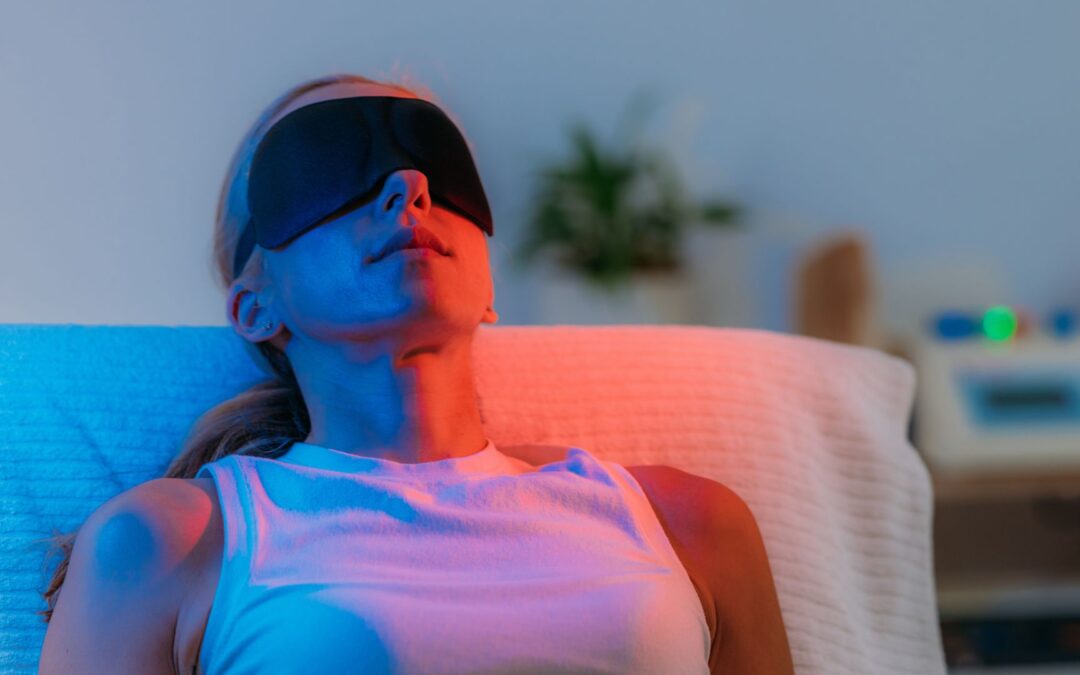 woman experiencing red light therapy
